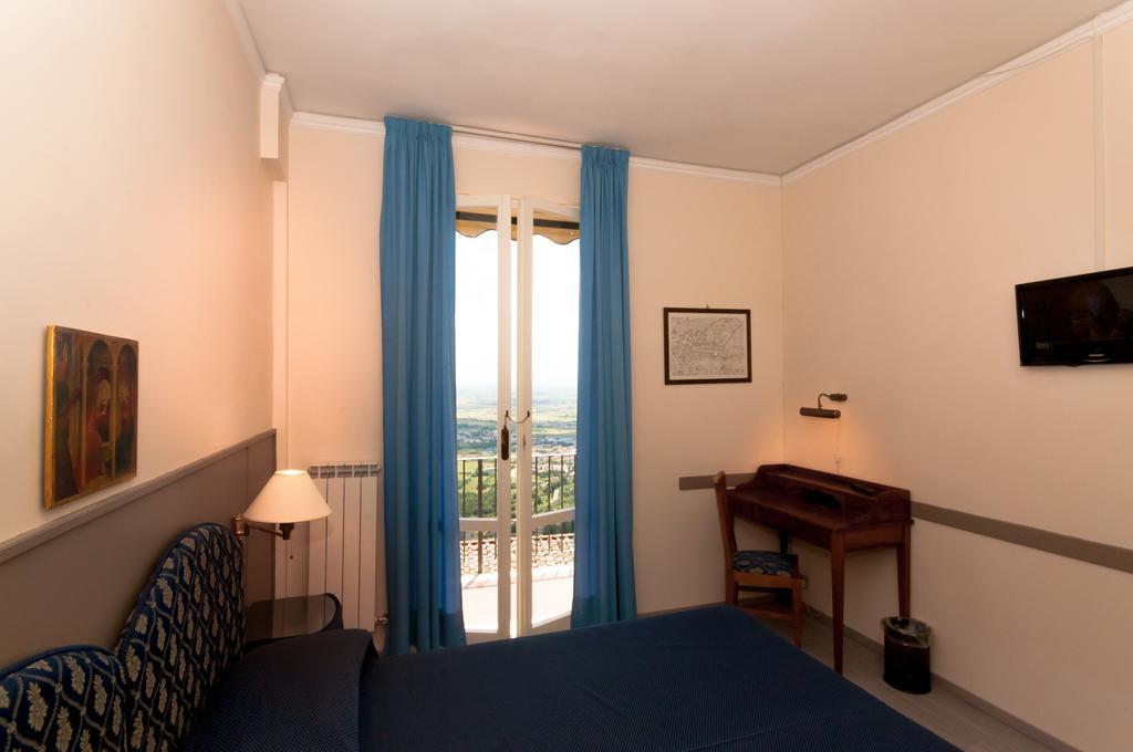 Hotel San Luca Cortona Exterior photo